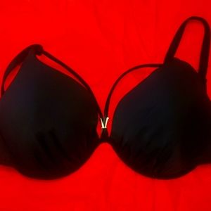 Venus black bikini top  size fits 34 to 36 DD. NEVER WORN.
